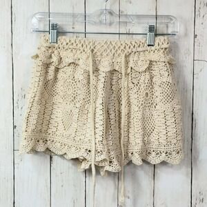 Women's Ivory Crochet Knit Boho Drawstring Shorts‎ Size 24" Waist